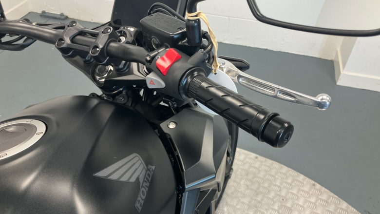 Honda CB500F Hornet (24MY)